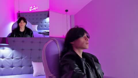 sylasfrost online show from 11.23.25