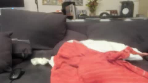 sylfly70 online show from 10.12.25