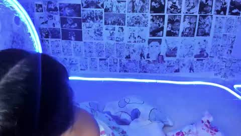 Snapshot of sylphy17 chatting on 09.28.25 sylphy17 online show from 09.28.25