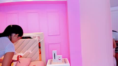 S Y L V A N A  online show from 10.28.25