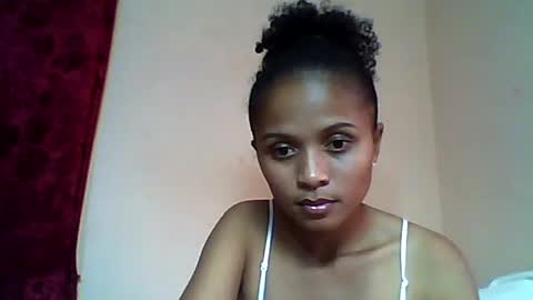Snapshot of sylvaniah01 chatting on 06.04.26 sylvaniah01 online show from 06.04.26