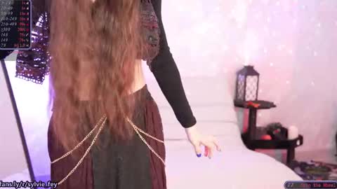 Sylvie online show from 09.24.25