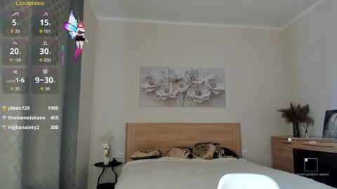 Mila online show from 09.10.25