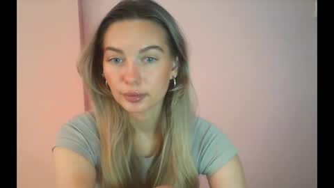 Snapshot of syrami chatting on 06.03.26 syrami online show from 06.03.26