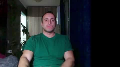 Snapshot of t_huracane chatting on 01.16.26 Huracane online show from 01.16.26