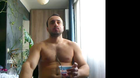 Snapshot of t_huracane chatting on 02.12.26 Huracane online show from 02.12.26