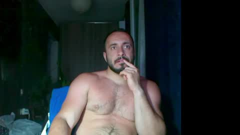 Snapshot of t_huracane chatting on 06.04.26 Huracane online show from 06.04.26