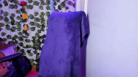 Snapshot of tabitapurple chatting on 12.17.24 TABITA online show from 12.17.24