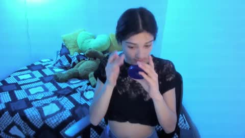 Snapshot of tabitapurple chatting on 02.10.25 TABITA online show from 02.10.25