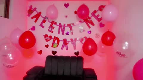 Snapshot of tabitapurple chatting on 02.11.25 TABITA online show from 02.11.25