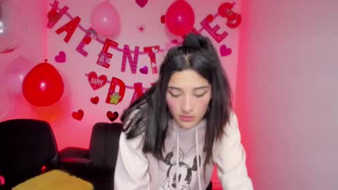 Snapshot of tabitapurple chatting on 02.11.25 TABITA online show from 02.11.25