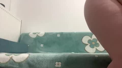 Snapshot of taboo_total_sex chatting on 04.21.26 Alice online show from 04.21.26