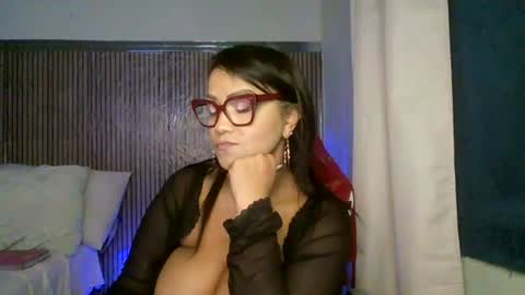 Snapshot of tachi1713 chatting on 07.11.26 yameil online show from 07.11.26