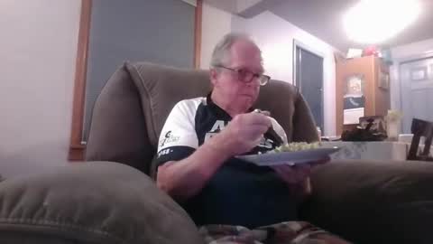 tacrunner66_ online show from 12.21.25