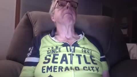 tacrunner66_ online show from 04.11.26