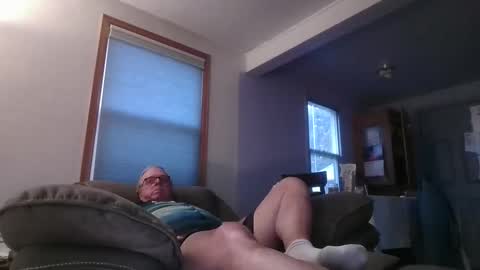 Snapshot of tacrunner66_ chatting on 05.02.26 tacrunner66_ online show from 05.02.26