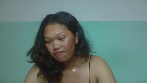 Snapshot of tahiniah chatting on 02.14.25 tahiniah online show from 02.14.25