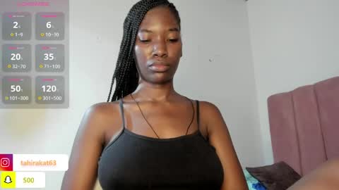 Snapshot of tahira_21 chatting on 05.17.26 Tahira online show from 05.17.26
