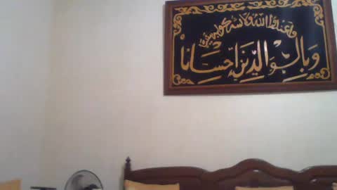 tahtouhafakroune12 online show from 01.18.26