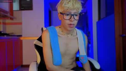 taichi online show from 02.03.26