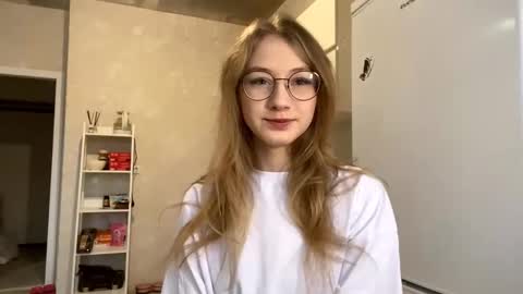 Snapshot of tainastoa chatting on 12.01.25 Tessa online show from 12.01.25