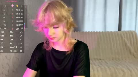 Snapshot of tainastoa chatting on 04.24.26 Tessa online show from 04.24.26
