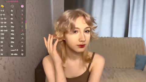 Snapshot of tainastoa chatting on 04.26.26 Tessa online show from 04.26.26
