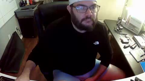 TaintNuzzler online show from 11.04.25