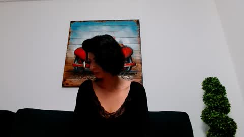 Taissa1 online show from 10.24.25