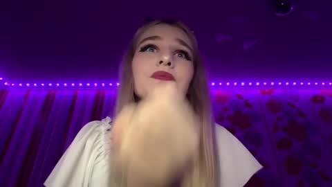 Mia online show from 02.03.26