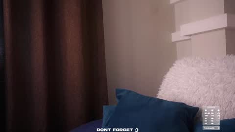 Mia online show from 10.03.25