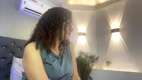 Snapshot of tala_x chatting on 05.30.26 tala online show from 05.30.26