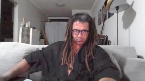Snapshot of talent_scout_1 chatting on 02.11.25 Edge Master Flash online show from 02.11.25