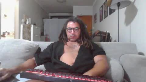 Snapshot of talent_scout_1 chatting on 03.08.25 Edge Master Flash online show from 03.08.25