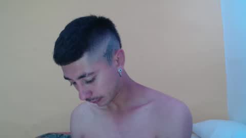 Snapshot of talhi_ chatting on 11.19.25 talhi_ online show from 11.19.25