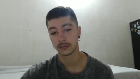 Snapshot of talhi_ chatting on 12.01.25 talhi_ online show from 12.01.25
