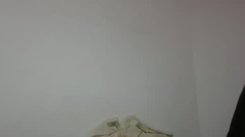 Snapshot of talhi_ chatting on 05.18.26 talhi_ online show from 05.18.26