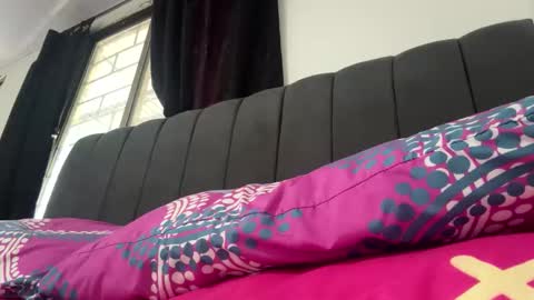 Snapshot of talianavega chatting on 11.03.25 tali online show from 11.03.25