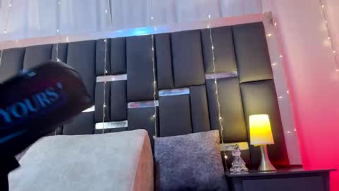 Snapshot of talianavega chatting on 12.01.25 tali online show from 12.01.25