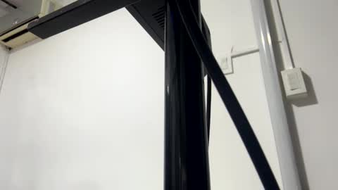 Snapshot of talianavega chatting on 12.21.25 tali online show from 12.21.25