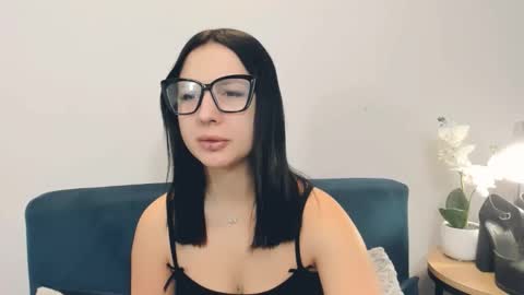 Snapshot of taliasensitive chatting on 02.13.26 taliasensitive online show from 02.13.26