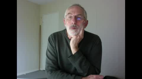 Snapshot of taliesin4321 chatting on 11.01.25 Jack Pierrot online show from 11.01.25