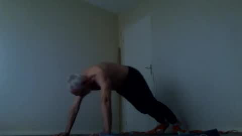 Snapshot of taliesin4321 chatting on 12.03.25 Jack Pierrot online show from 12.03.25