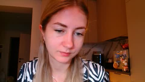 Snapshot of taliiyafiredream chatting on 02.04.26 Kira online show from 02.04.26