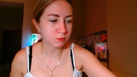 Snapshot of taliiyafiredream chatting on 02.09.26 Kira online show from 02.09.26