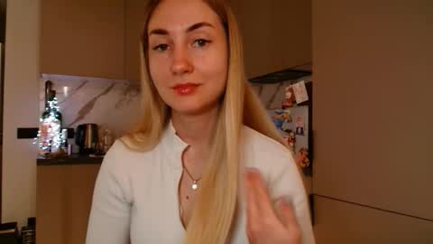  Kira  online show from 03.21.26
