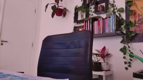 Snapshot of talimajid chatting on 01.16.26 Tali Majid online show from 01.16.26