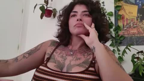 Snapshot of talimajid chatting on 02.04.26 Tali Majid online show from 02.04.26