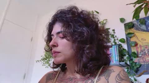 Snapshot of talimajid chatting on 02.08.26 Tali Majid online show from 02.08.26