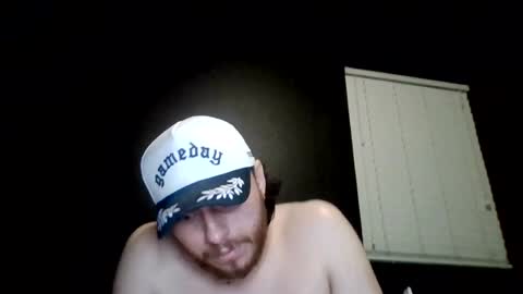 Snapshot of tallhungcloudyy chatting on 07.18.26 tallhungcloudyy online show from 07.18.26